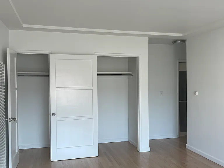 1849 N Harvard Blvd #4 — Photo 17
