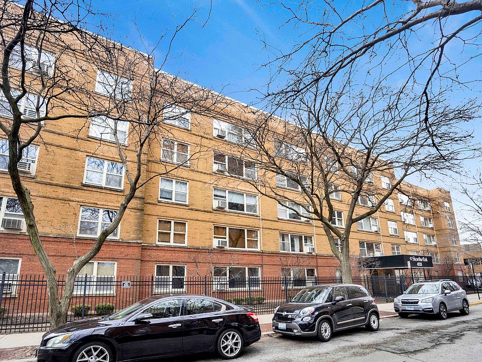 1st image of 4920 N Marine Dr APT 306