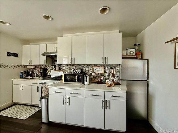 4th image of 14-18 114th Street
