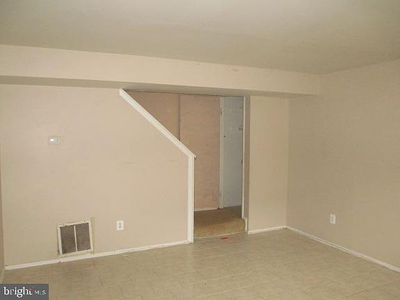 4th image of 66 Adams Dr NE