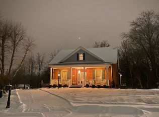 701 Rainswood Ct, Clarksville, TN 37043