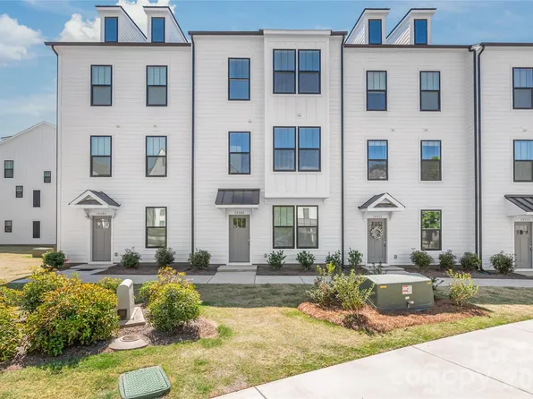 15309 Ballancroft Pkwy, Charlotte, NC 28277