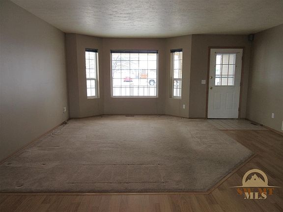 4th image of 1115 Biehl Dr