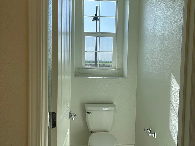 3261 Sherman Way — Photo 30