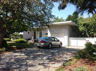 9335 47th Ave SW, Seattle, WA 98136