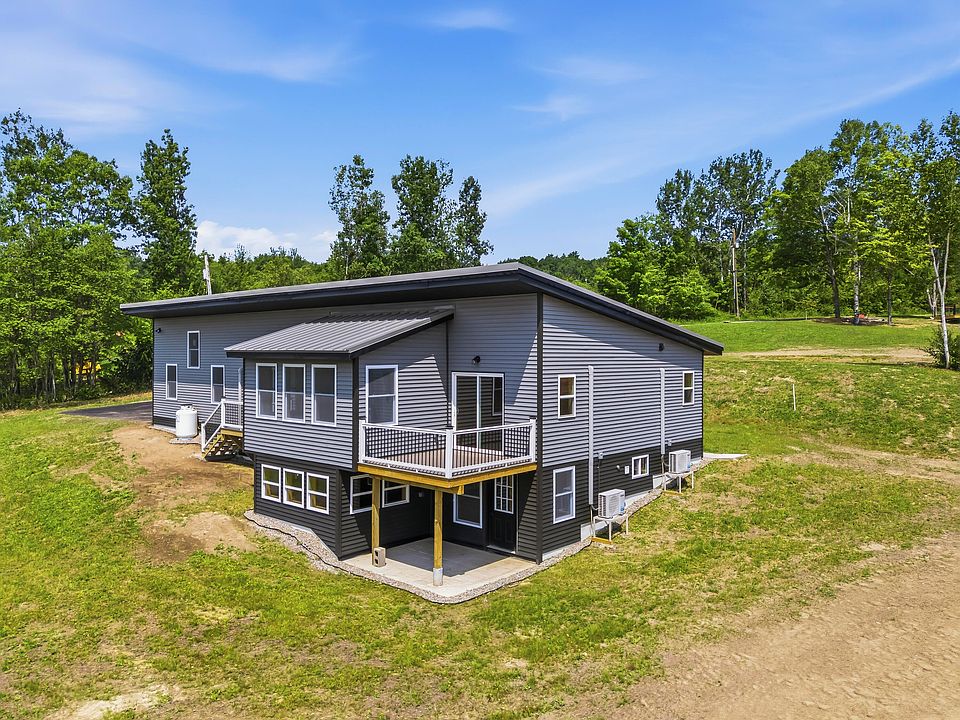 1st image of 211 Purkis Road