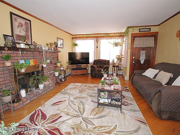 5th image of 29 Burnside Ave