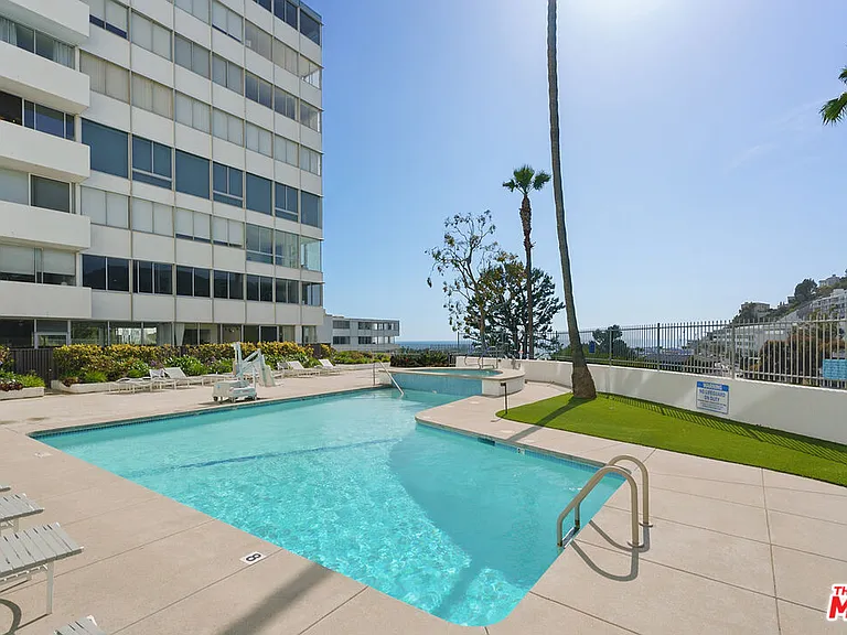 17350 Sunset Blvd #103 — Photo 5
