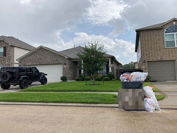 2nd image of 12330 King Ferdinand Dr