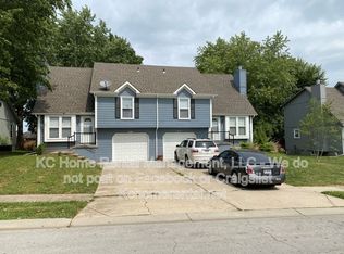 1416 SE 7th Pl, Lees Summit, MO 64063