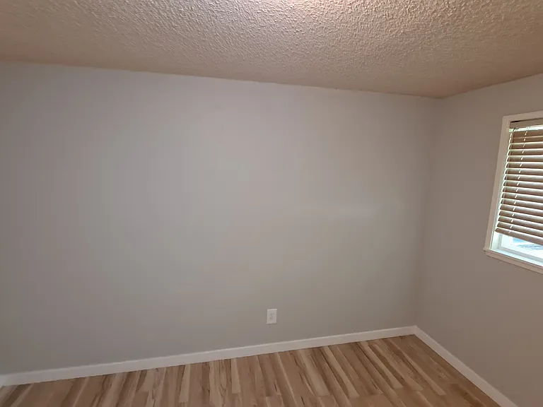 1316 S Woodlawn St — Photo 29