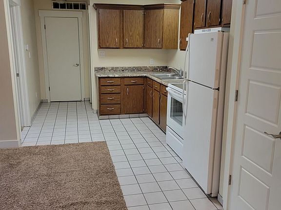 5th image of 215 E 100 N #18