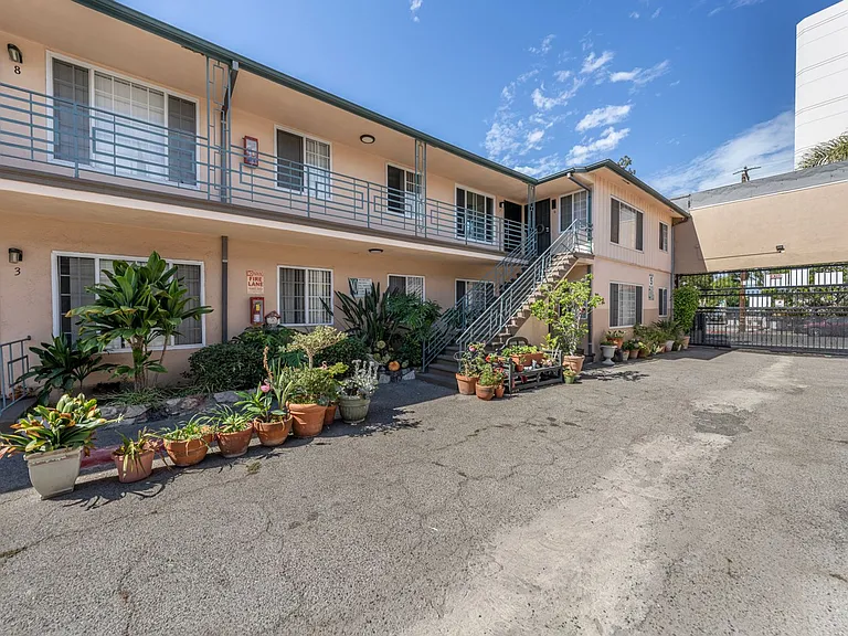 1008 S. Flower Street — Photo 4
