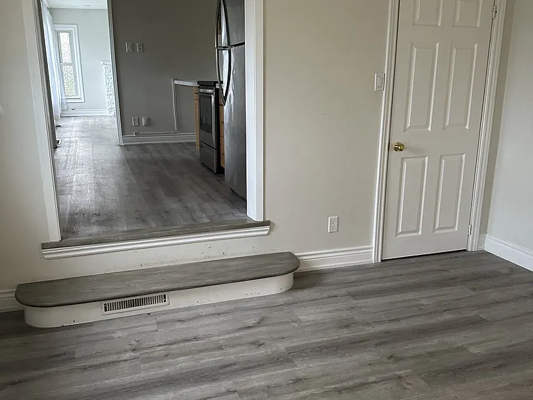 560 Big Bay Point Rd — Photo 5