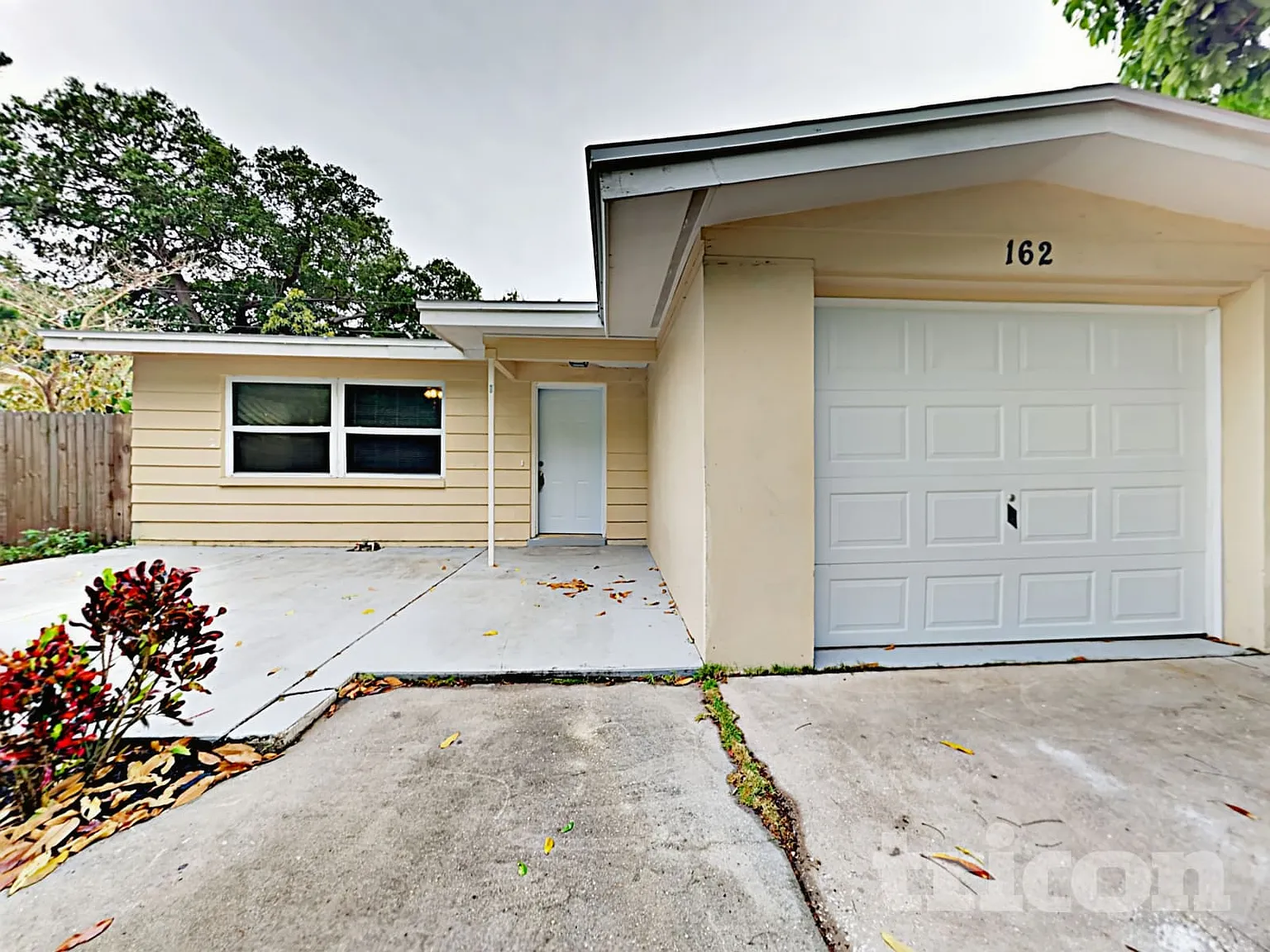 162 N Fernwood Avenue Clearwater FL — Photo 3