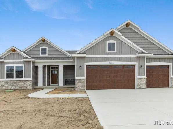 11376 Shoreline Dr #115, Allendale, MI 49401