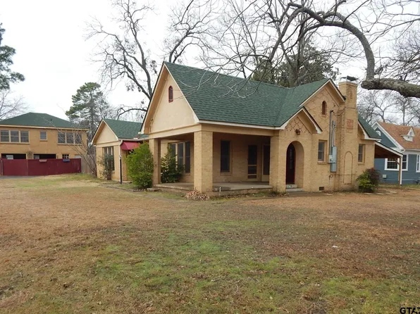 725 Davis St S, Sulphur Springs, TX 75482