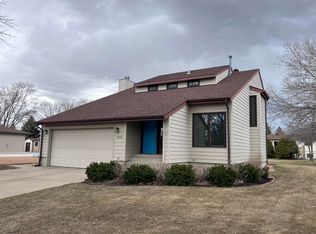 2203 14th Ave SE, Aberdeen, SD 57401