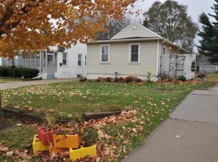 6411 University Ave, Windsor Heights, IA 50324