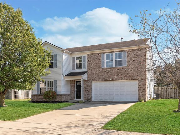 2nd image of 615 Stonehenge Way