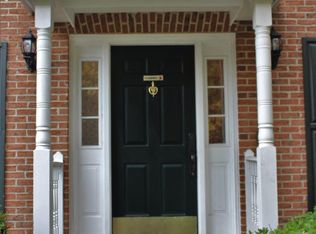 2 Cathedral Ln, Stafford, VA 22554