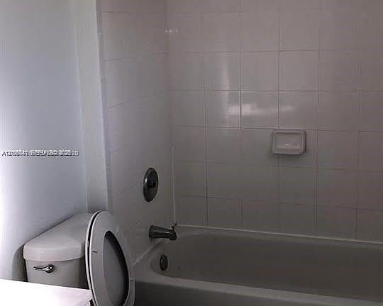 5th image of 650 SW 11th St #650