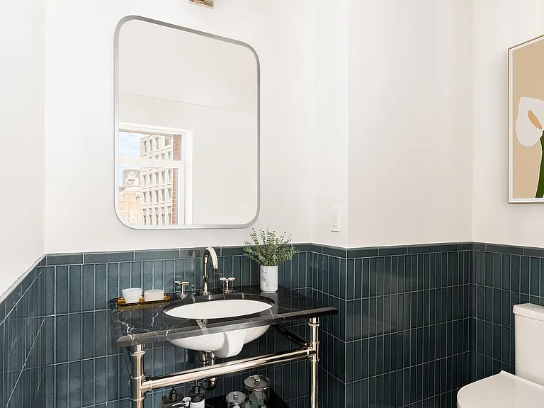 525 6th Ave #7F — Photo 10