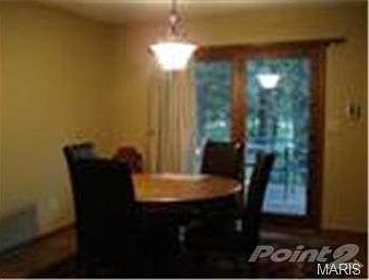 5th image of 20564 NE Oakwood Dr