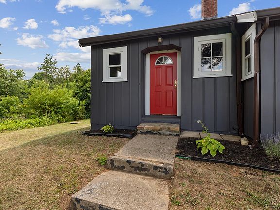 3rd image of 3041 Pavlova Dr