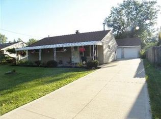 934 East Dr, Sheffield Lake, OH 44054