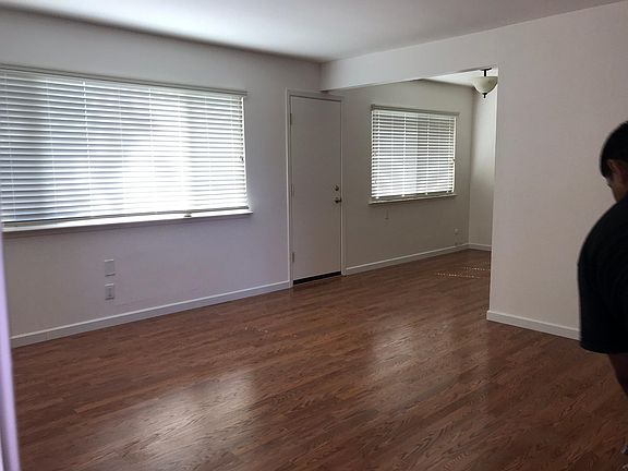 2nd image of 4211 McKellar Ln #D