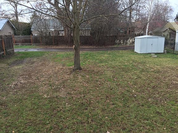 5th image of 712 Statesman St