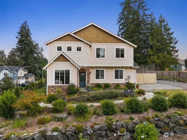 4417 240th Street SW, Mountlake Terrace, WA 98043