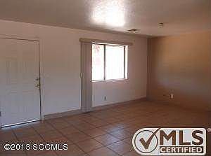 022-207211 Living Rm