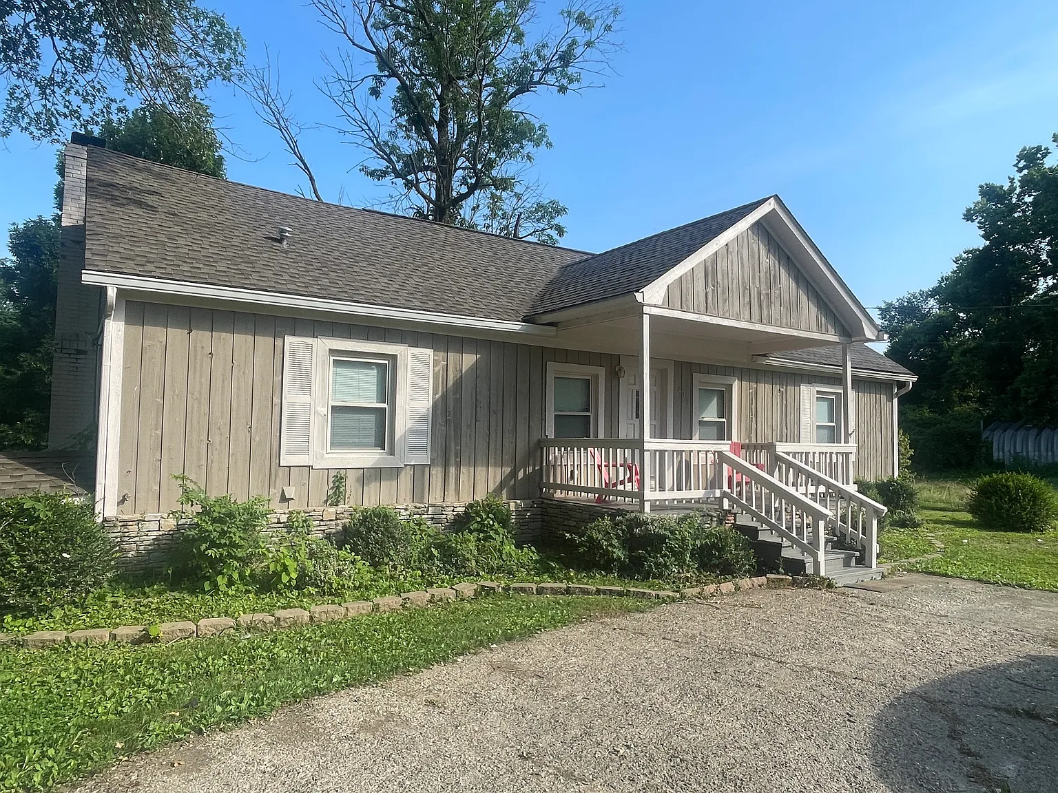 5211 River Rd — Photo 2