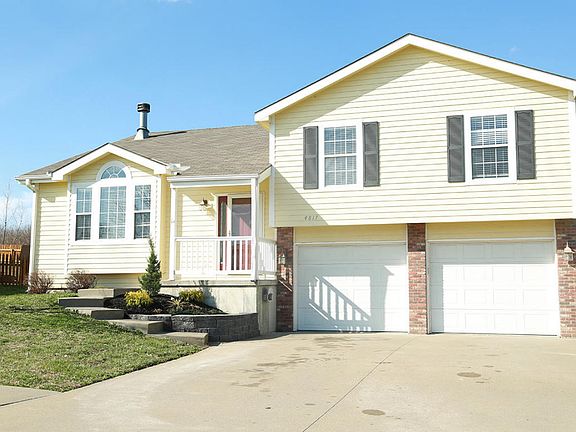 3rd image of 4817 Crystal Dr