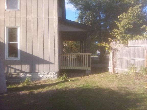 4th image of 239 S 1st St