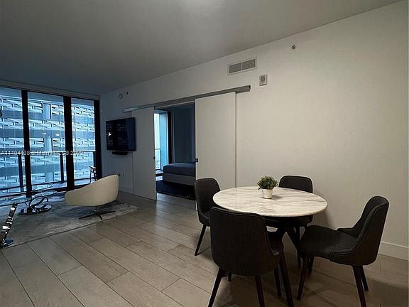 3rd image of 1010 Brickell Ave Unit 1408