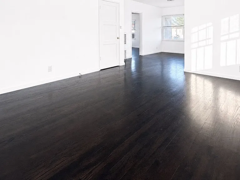 2106C Delaware Ave — Photo 1