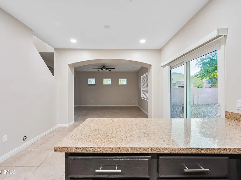 1330 S 121st Dr — Photo 12