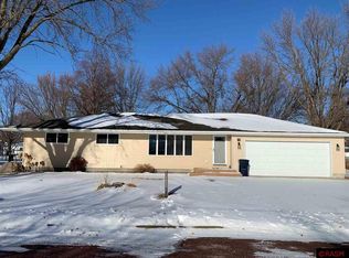 15 Higbie Ave W, Minnesota Lake, MN 56068