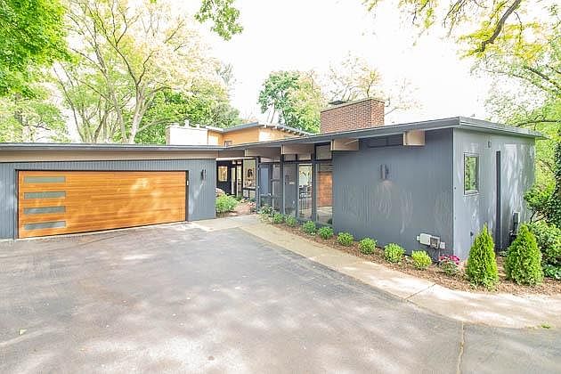 1st image of 617 Stratford Dr