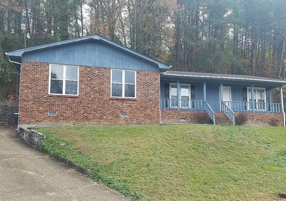1st image of 5216 Donlyn Ln #B