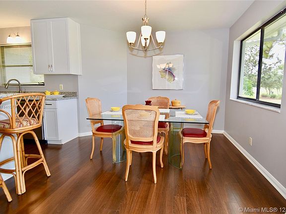 5th image of 2108 NW Greenbriar Ln #5