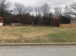 740 Infantry Ln #96, Prairie Grove, AR 72753