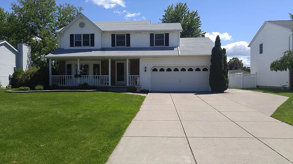 49 Independence Dr photo 1