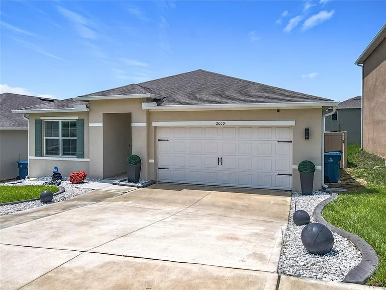 2000 Chickasaw Blvd — Photo 3