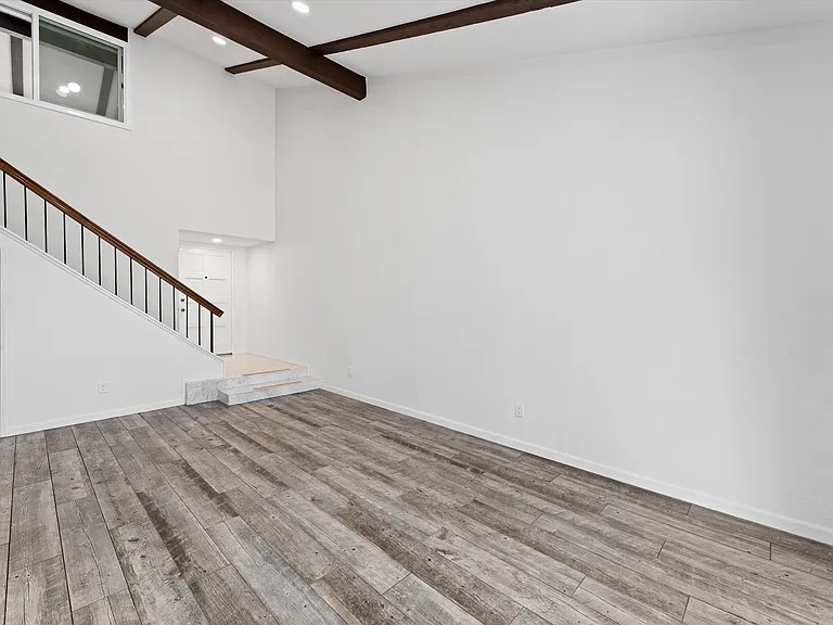 2317 Sandbar Dr #204 — Photo 7