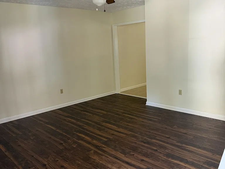 1384 Windy Ridge Rd #8 — Photo 2