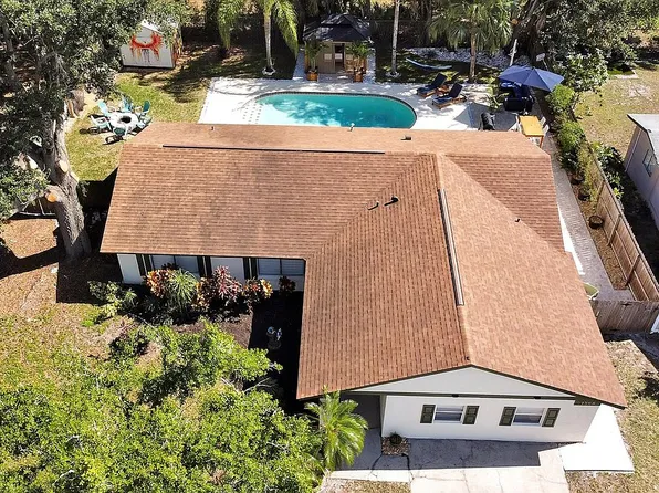 1568 E Oak Leaf Ln, Kissimmee, FL 34744